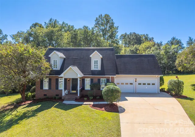 Photo 2 of Single family home for sale at 131 Cameron Dr, Rutherfordton, NC 28139 | MLS# 4432926 | Listing updated on 2026-10-10