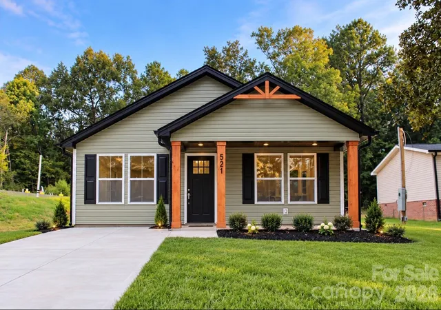 Single family home for sale at 521 Castlewood Cir, Rock Hill, SC 29730 | MLS# 4432930