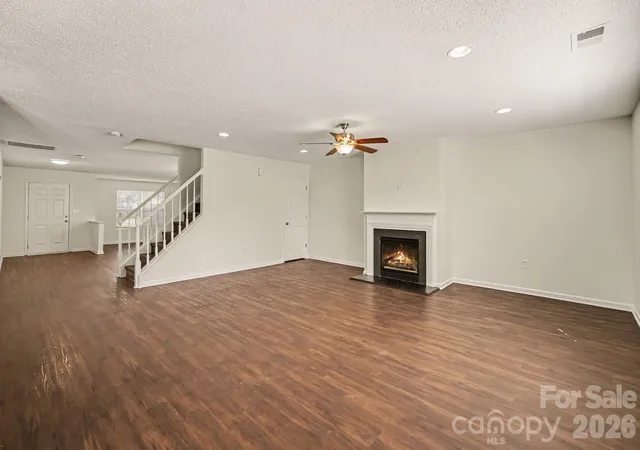 Photo 1 of Single family home for sale at 2410 Highland Park Dr, Charlotte, NC 28269 | MLS# 4432939 | Listing updated on 2026-10-10