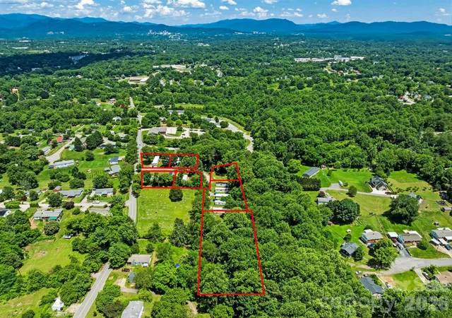 Photo 4 of Multi family home for sale at 61 State St, Asheville, NC 28806 | MLS# 4432943 | Listing updated on 2026-10-08