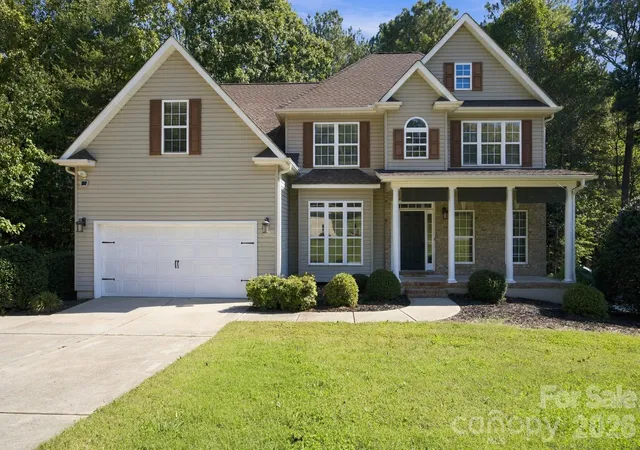 Photo 1 of Single family home for sale at 214 Harbor Landing Dr, Mooresville, NC 28117 | MLS# 4432944 | Listing updated on 2026-10-20