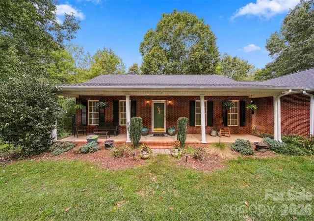 Photo 2 of Single family home for sale at 112 Jennings Ln, Taylorsville, NC 28681 | MLS# 4432953 | Listing updated on 2026-10-08