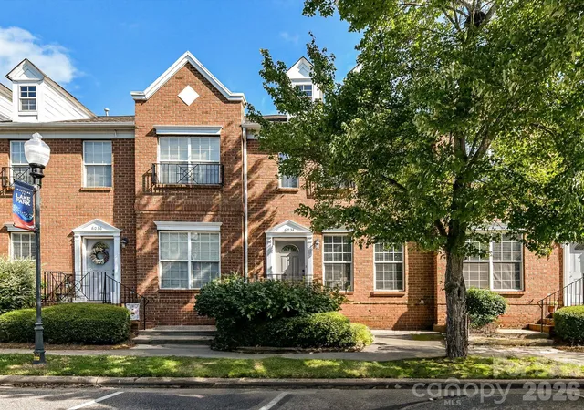 Townhouse for sale at 6034 Creft Cir, Indian Trail, NC 28079 | MLS# 4432975