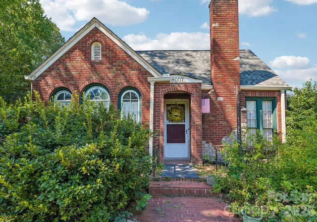 Single family home for sale at 6007 Statesville Rd, Charlotte, NC 28269 | MLS# 4432976