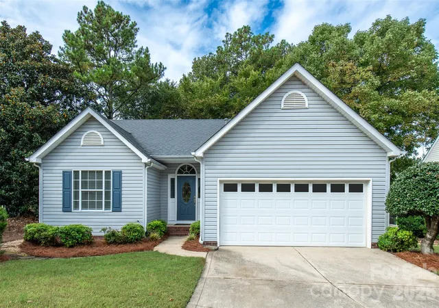 Single family home for sale at 1089 Weddington Woods St NW, Concord, NC 28027 | MLS# 4433000