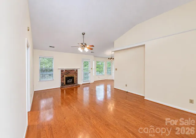 Photo 1 of Single family home for sale at 1089 Weddington Woods St NW, Concord, NC 28027 | MLS# 4433000 | Listing updated on 2026-10-10
