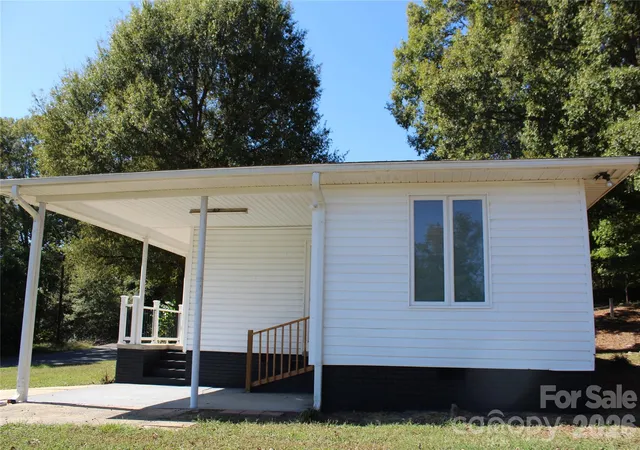 Photo 2 of Single family home for sale at 31610 Morton Rd, Albemarle, NC 28001 | MLS# 4433030 | Listing updated on 2026-10-10