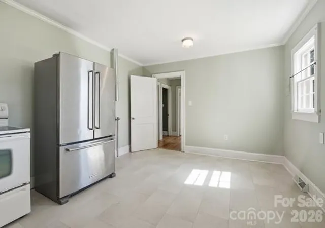 Photo 3 of Single family home for sale at 1411 Reid St, Statesville, NC 28677 | MLS# 4433041 | Listing updated on 2026-10-10