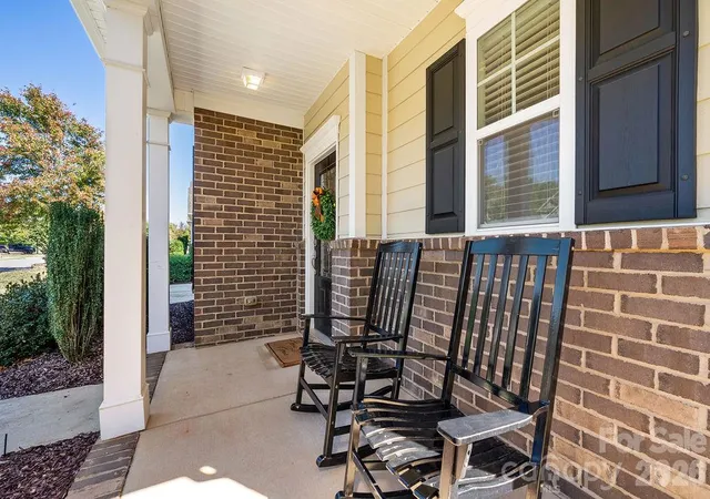 Photo 2 of Single family home for sale at 7810 Grv Hall Ave, Mint Hill, NC 28227 | MLS# 4433043 | Listing updated on 2026-10-22