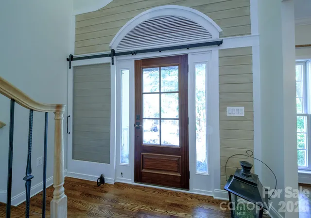 Photo 3 of Single family home for sale at 9330 Valley Rd, Charlotte, NC 28270 | MLS# 4433044 | Listing updated on 2026-10-10
