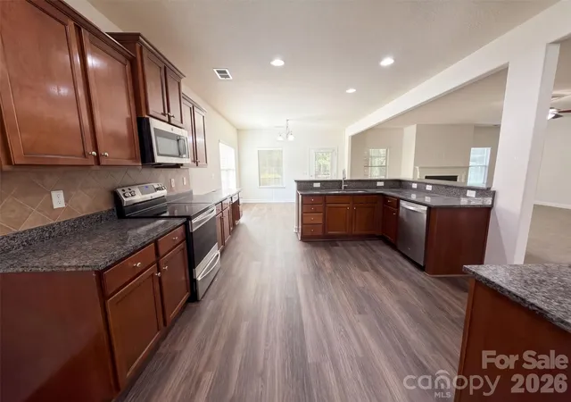 Photo 2 of Single family home for sale at 2633 Park Ridge Blvd, Rock Hill, SC 29732 | MLS# 4433046 | Listing updated on 2026-10-08
