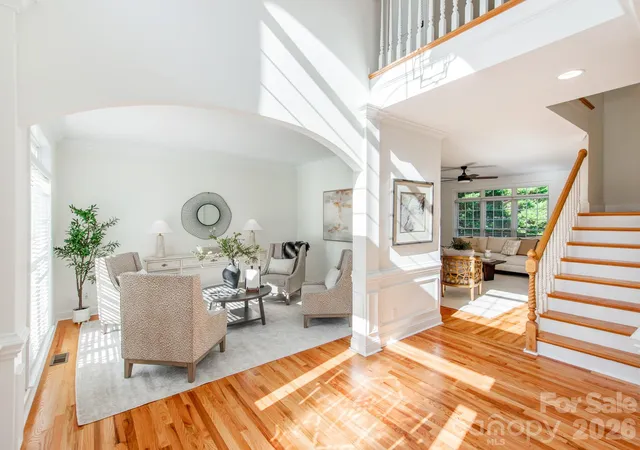Photo 4 of Single family home for sale at 2910 Providence View Ln, Charlotte, NC 28270 | MLS# 4433056 | Listing updated on 2026-10-10