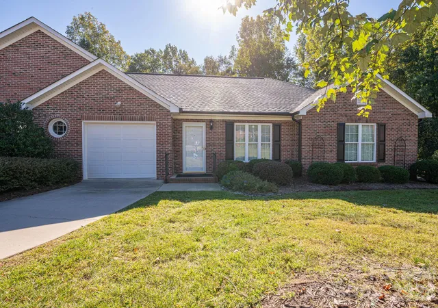 Photo 1 of Condo for sale at 559 Queen Brogan Ct, Gastonia, NC 28054 | MLS# 4433068 | Listing updated on 2026-10-09