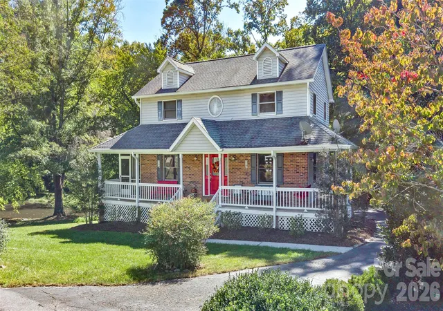 Single family home for sale at 2911 Middleton Pl #32, Hendersonville, NC 28791 | MLS# 4433070