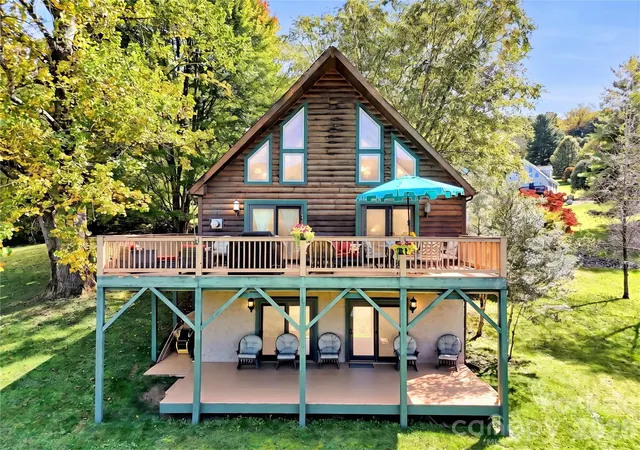 Photo 3 of Single family home for sale at 206 Sams Trl #15, Waynesville, NC 28786 | MLS# 4433077 | Listing updated on 2026-10-10
