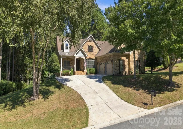 Photo 2 of Single family home for sale at 7365 Thornblade Ct, Denver, NC 28037 | MLS# 4433089 | Listing updated on 2026-10-10