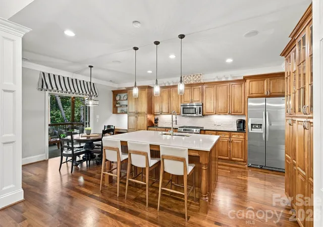 Photo 4 of Single family home for sale at 7365 Thornblade Ct, Denver, NC 28037 | MLS# 4433089 | Listing updated on 2026-10-10