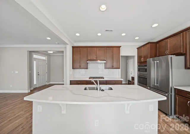 Photo 4 of Townhouse for sale at 270 Gilead Rd, Huntersville, NC 28078 | MLS# 4433092 | Listing updated on 2026-10-10