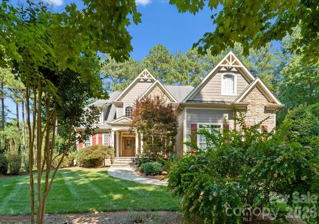 Photo 1 of Mansion for sale at 4552 Sawgrass Ct, Denver, NC 28037 | MLS# 4433105 | Listing updated on 2026-10-09