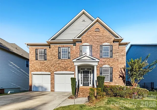 Single family home for sale at 6430 Chadwell Ct, Fort Mill, SC 29707 | MLS# 4433107