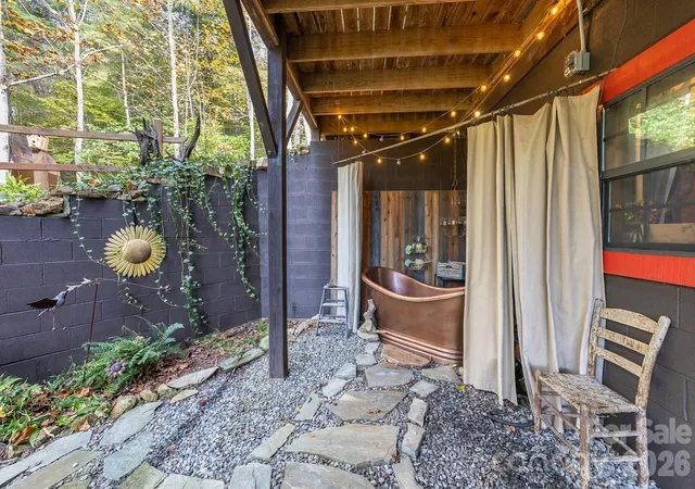Photo 3 of Single family home for sale at 111 Elkhound Rd, Waynesville, NC 28785 | MLS# 4433122 | Listing updated on 2026-10-10