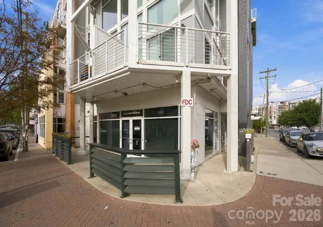 Photo 2 of Condo for sale at 3123 Davidson St #303, Charlotte, NC 28205 | MLS# 4433136 | Listing updated on 2026-10-11