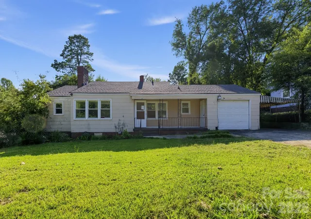 Single family home for sale at 111 Whitener Ave, Spartanburg, SC 29306 | MLS# 4433142