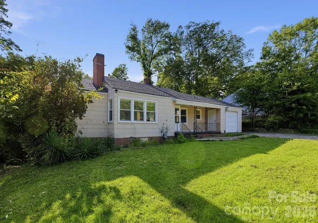 Photo 1 of Single family home for sale at 111 Whitener Ave, Spartanburg, SC 29306 | MLS# 4433142 | Listing updated on 2026-10-09