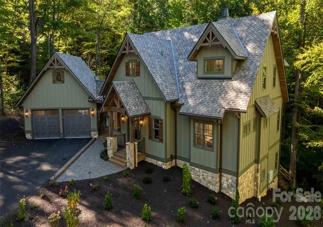 Photo 1 of Single family home for sale at 100 Dartmouth Way, Waynesville, NC 28786 | MLS# 4433182 | Listing updated on 2026-10-10