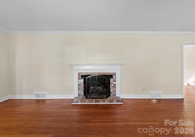 Photo 3 of Single family home for sale at 2111 Sagamore Rd, Charlotte, NC 28209 | MLS# 4433189 | Listing updated on 2026-10-10