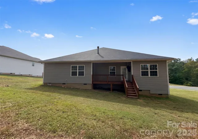 Photo 4 of Single family home for sale at 225 Jaida Ln, Oakboro, NC 28129 | MLS# 4433206 | Listing updated on 2026-10-14