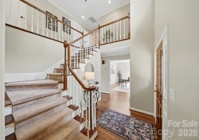 Photo 4 of Single family home for sale at 476 44th Avenue Dr NW, Hickory, NC 28601 | MLS# 4433207 | Listing updated on 2026-10-10