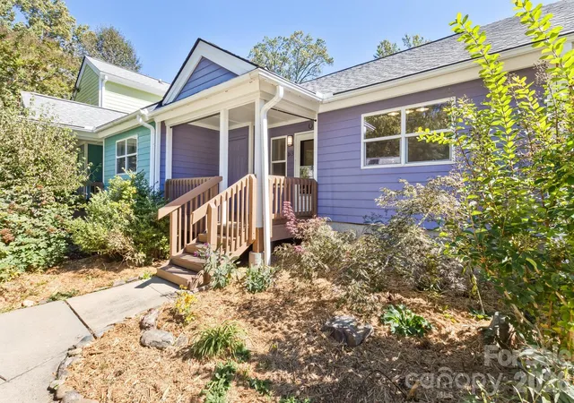Photo 1 of Single family home for sale at 43 Vermont Ct #D13, Asheville, NC 28806 | MLS# 4433208 | Listing updated on 2026-10-15