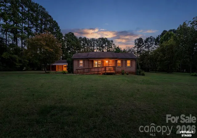 Photo 3 of Single family home for sale at 6007 Mooresville Rd, Salisbury, NC 28147 | MLS# 4433211 | Listing updated on 2026-10-11