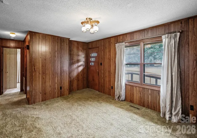 Photo 4 of Single family home for sale at 6007 Mooresville Rd, Salisbury, NC 28147 | MLS# 4433211 | Listing updated on 2026-10-11