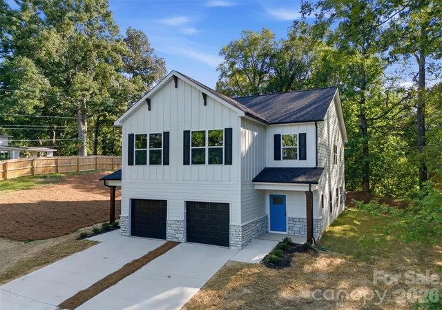 Townhouse for sale at 605 Coulwood Dr, Charlotte, NC 28214 | MLS# 4433213