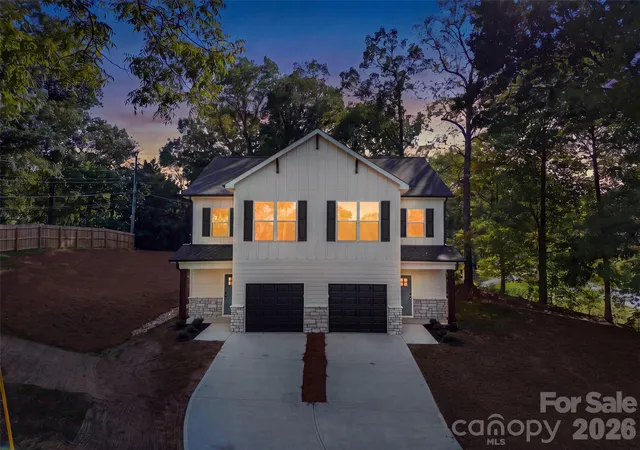 Photo 1 of Townhouse for sale at 605 Coulwood Dr, Charlotte, NC 28214 | MLS# 4433213 | Listing updated on 2026-10-11