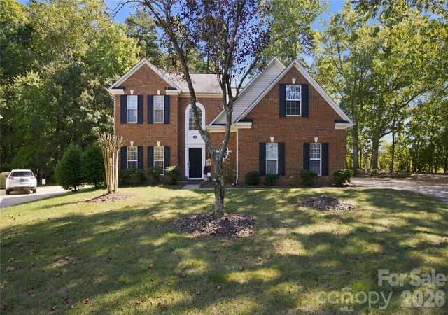 Photo 2 of Single family home for sale at 195 Huntly Ln, Mooresville, NC 28115 | MLS# 4433236 | Listing updated on 2026-10-11