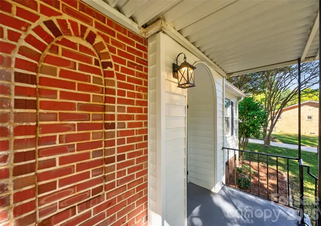 Photo 3 of Single family home for sale at 1829 3rd Street NE, Hickory, NC 28601 | MLS# 4433251 | Listing updated on 2026-10-09