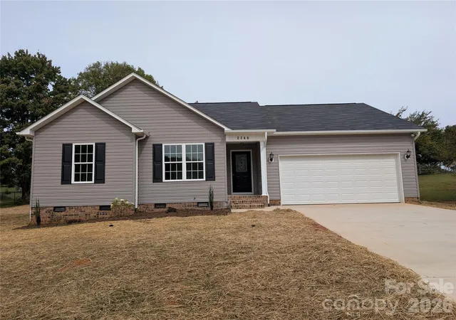 Photo 1 of Single family home for sale at 2746 Magnolia St, Conover, NC 28613 | MLS# 4433256 | Listing updated on 2026-10-13