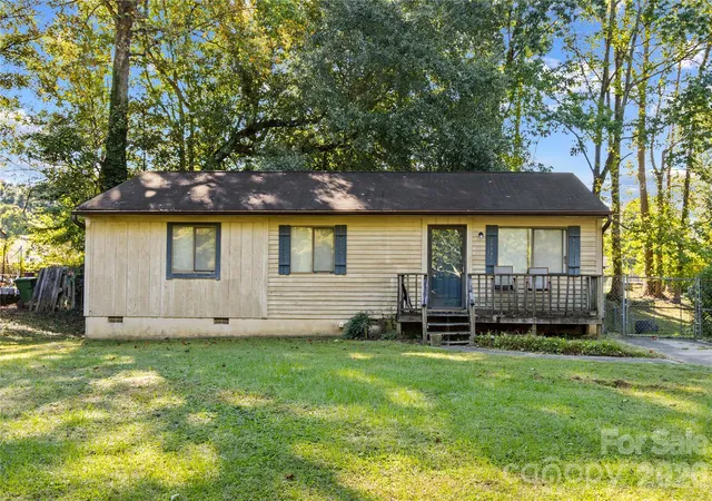 Single family home for sale at 231 King David Ln, Gastonia, NC 28056 | MLS# 4433266