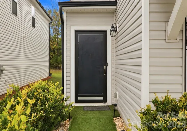 Photo 1 of Single family home for sale at 14301 Whistling Teal Dr, Charlotte, NC 28262 | MLS# 4433281 | Listing updated on 2026-10-24