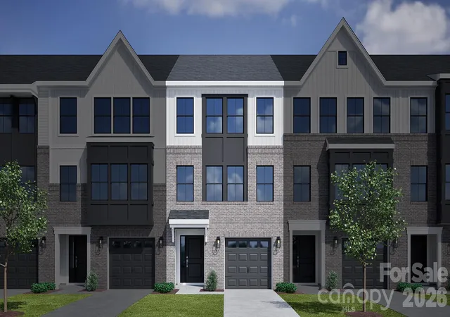 Townhouse for sale at 7425 Mashburn Dr, Charlotte, NC 28269 | MLS# 4433282