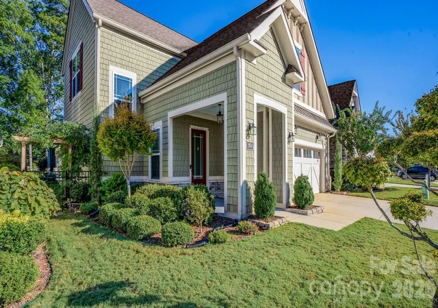 Photo 2 of Single family home for sale at 2050 Laney Pond Rd, Matthews, NC 28104 | MLS# 4433289 | Listing updated on 2026-10-18