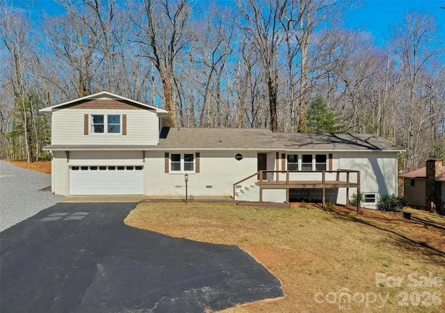 Photo 3 of Single family home for sale at 128 Cardinal Ln, Hayesville, NC 28904 | MLS# 4433332 | Listing updated on 2026-10-09