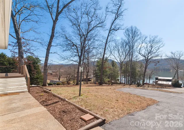 Photo 4 of Single family home for sale at 128 Cardinal Ln, Hayesville, NC 28904 | MLS# 4433332 | Listing updated on 2026-10-09