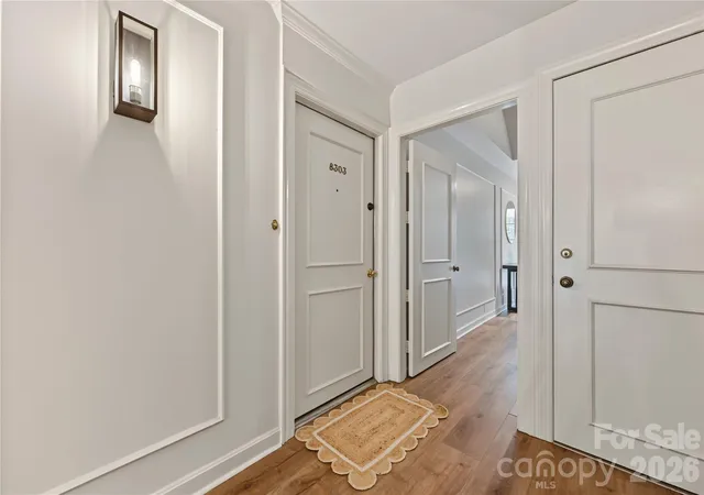 Photo 2 of Condo for sale at 8303 Meadow Lakes Dr, Charlotte, NC 28210 | MLS# 4433344 | Listing updated on 2026-10-27