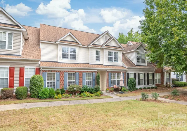 Photo 4 of Townhouse for sale at 4780 Grier Farm Ln, Charlotte, NC 28270 | MLS# 4433351 | Listing updated on 2026-10-21
