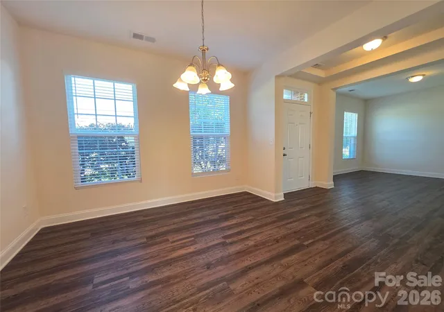 Photo 2 of Single family home for sale at 104 Sassafras Rd, Mooresville, NC 28115 | MLS# 4433353 | Listing updated on 2026-10-13