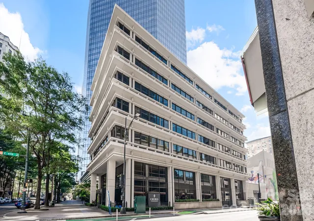 Listing Photo 5 - Condo for sale in building located at 139 Tryon St, Charlotte, NC 28202